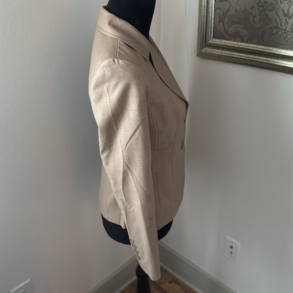 Ann Taylor petites tan single front blazer suit jacket sz 2P - Picture 4 of 6